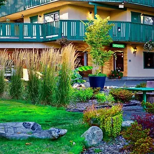 *** Inn Robin Hood And Canada