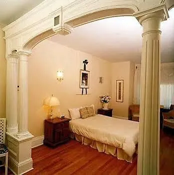 Hotel Relais Charles-Alexandre Quebec City